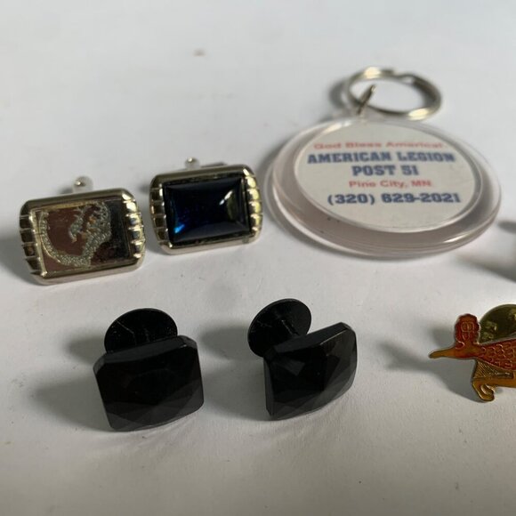 Vintage Men's Cufflinks Pin Tie Tacks Keychain Lot - Picture 5 of 7